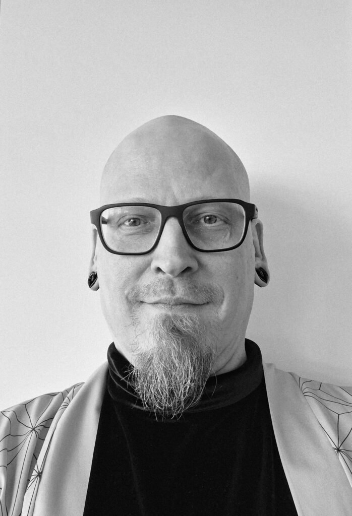 Mika henkilökuva